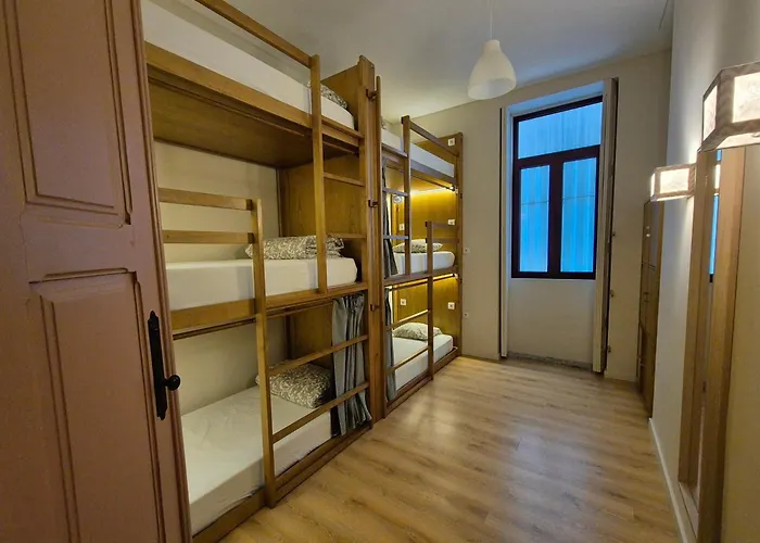 Sweet Swell Hostel *